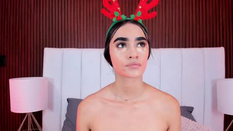 Snapshot of sophie_deargb chatting on December 18, 2024, 10:57 pm Sofia santodomingo online show from December 18, 2024, 10:57 pm