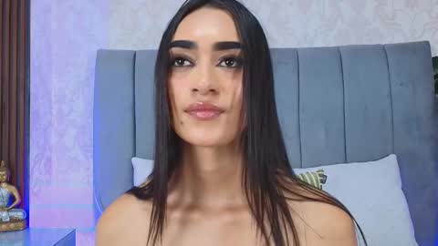 Snapshot of sophie_deargb chatting on March 8, 2025, 11:28 pm Sofia santodomingo online show from March 8, 2025, 11:28 pm