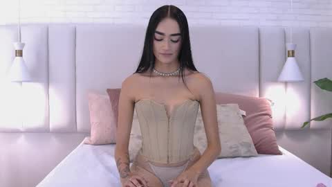 Sofia  santodomingo online show from November 25, 2025, 8:53 pm