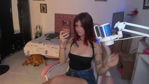Snapshot of sophie_dolly_ chatting on June 14, 2026, 12:30 am sophie doll online show from June 14, 2026, 12:30 am