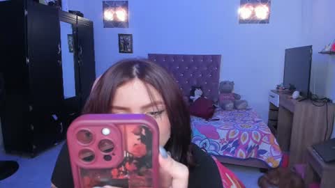 Snapshot of sophie_dolly_ chatting on June 28, 2026, 9:43 pm sophie doll online show from June 28, 2026, 9:43 pm