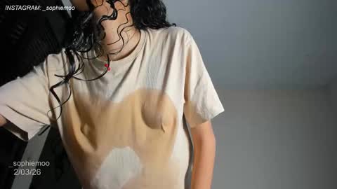 Sophie online show from March 2, 2026, 12:01 pm