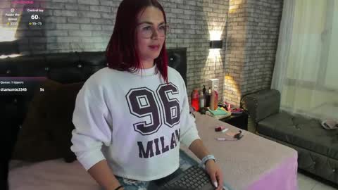 sophie_new25 online show from April 8, 2026, 12:38 pm