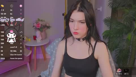 Snapshot of sophie_nomenal_ chatting on October 3, 2025, 9:56 pm sophie_nomenal_ online show from October 3, 2025, 9:56 pm