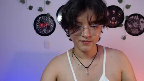 sophie_ross1 online show from October 18, 2025, 1:08 am