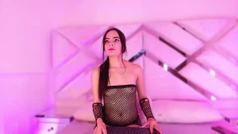 Sophie  online show from February 16, 2026, 7:59 am