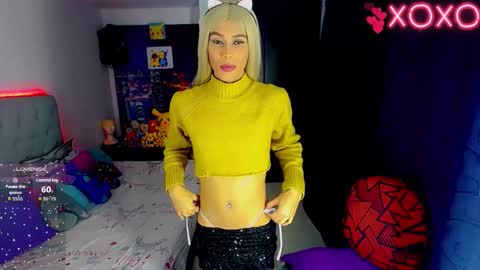 sophie_vall online show from November 7, 2025, 5:40 am