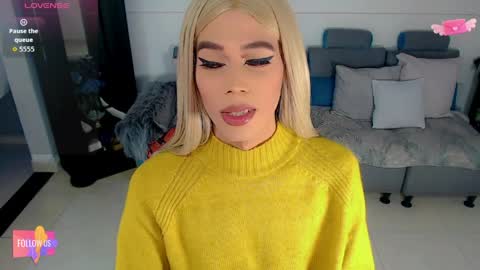 sophie_vall online show from March 30, 2026, 12:00 am