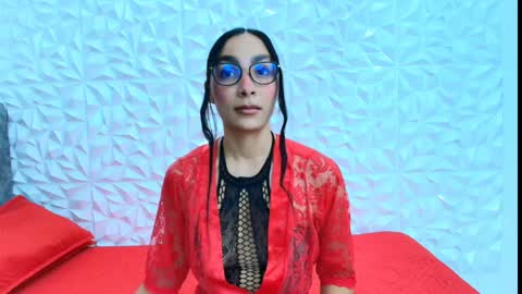 sophie_willow online show from April 4, 2026, 7:44 pm