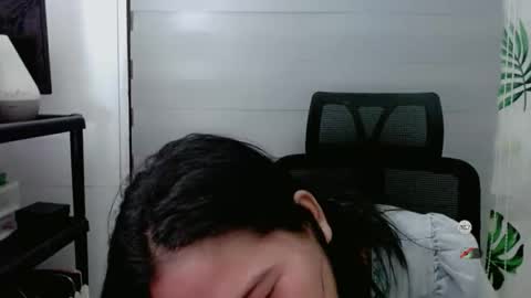 Sophie online show from October 17, 2025, 7:38 pm