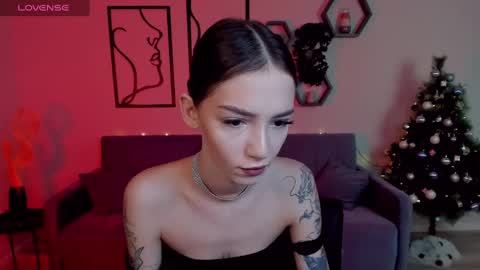 Snapshot of sophiecherrie chatting on December 31, 2024, 1:26 am Sophie online show from December 31, 2024, 1:26 am