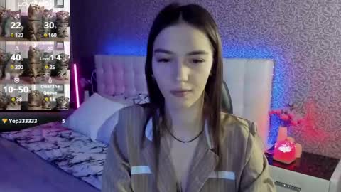 Snapshot of sophiecherrie chatting on March 7, 2025, 8:34 am Sophie online show from March 7, 2025, 8:34 am