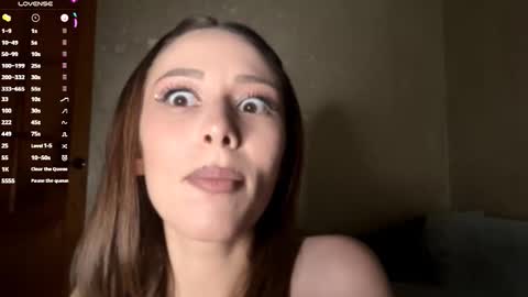 Mira online show from October 20, 2025, 8:42 pm