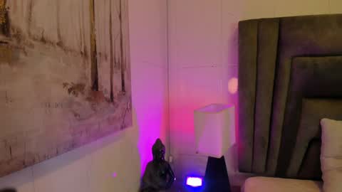 Sophie  online show from March 4, 2025, 11:29 am