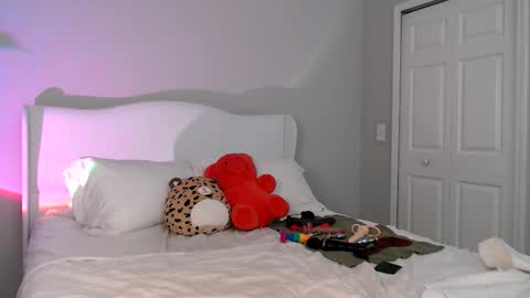 Sophie Star online show from February 25, 2026, 2:43 am