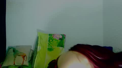 sophiehillsxo online show from September 17, 2025, 3:08 am