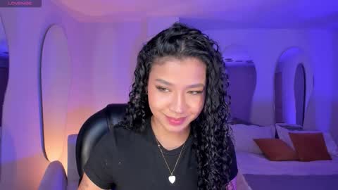 Snapshot of sophiehouston_ chatting on October 26, 2025, 4:07 am Sophie Houston online show from October 26, 2025, 4:07 am