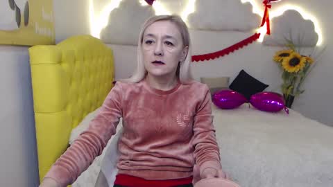 Snapshot of sophiekittyy chatting on March 9, 2025, 7:23 am sophiekittyy online show from March 9, 2025, 7:23 am