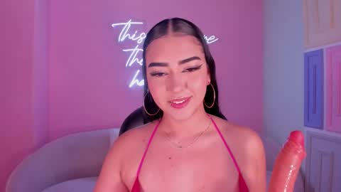 Snapshot of sophielanne chatting on March 13, 2026, 5:14 am Sophie online show from March 13, 2026, 5:14 am