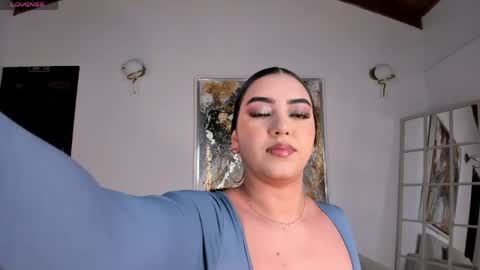 Snapshot of sophielanne chatting on May 4, 2026, 5:47 am Sophie online show from May 4, 2026, 5:47 am