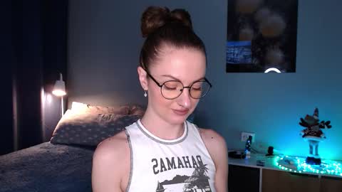 sophieleroux online show from January 9, 2026, 7:26 pm