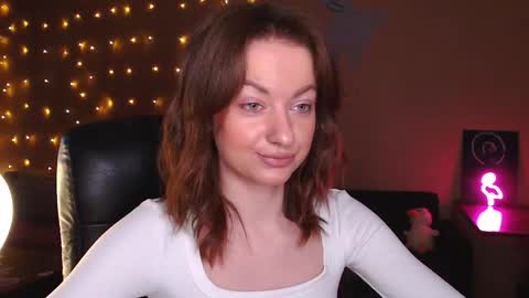 sophieleroux online show from March 26, 2026, 11:05 am