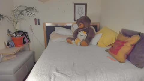 SofiTrans21 online show from October 21, 2025, 10:21 pm