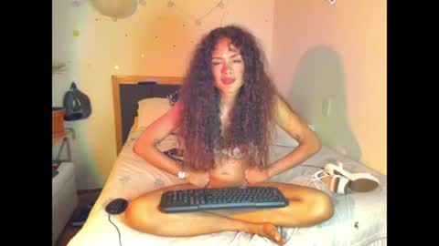 Snapshot of sophielondono21 chatting on June 2, 2026, 11:29 pm SofiTrans21 online show from June 2, 2026, 11:29 pm