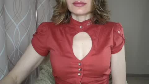 Sophiemisss online show from April 2, 2026, 7:06 am