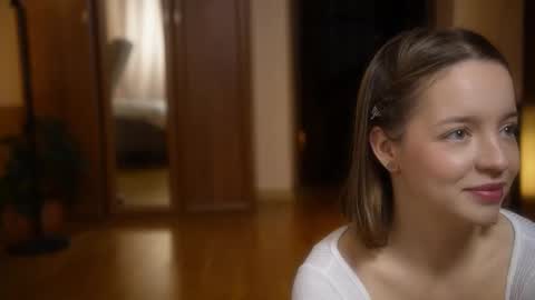 Snapshot of sophiephoria chatting on October 12, 2025, 3:11 pm Sophie Next stream 3 online show from October 12, 2025, 3:11 pm