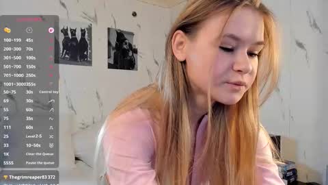 SophieRayne online show from February 5, 2026, 9:58 am