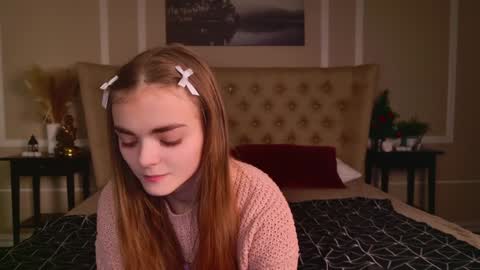 Snapshot of sophiesuvi chatting on December 15, 2024, 2:48 pm Sophie and my bestie Mandy online show from December 15, 2024, 2:48 pm