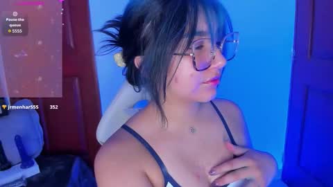   Sophie  online show from February 12, 2026, 7:25 am