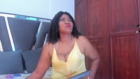 Snapshot of sophiia88 chatting on February 12, 2026, 12:11 pm Shopiia88 online show from February 12, 2026, 12:11 pm