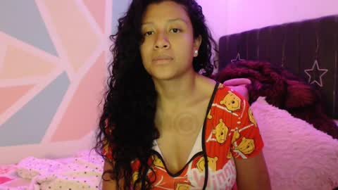 Snapshot of sophiia_dreams chatting on September 10, 2025, 12:21 am Sophia this is not my real name online show from September 10, 2025, 12:21 am