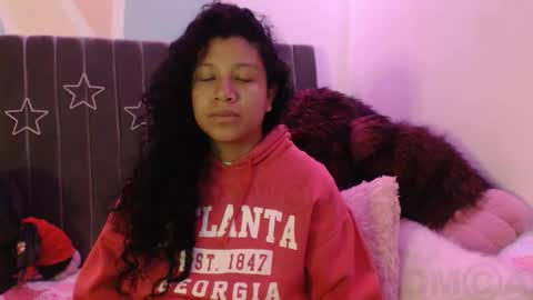 Snapshot of sophiia_dreams chatting on November 7, 2025, 12:43 am Sophia this is not my real name online show from November 7, 2025, 12:43 am