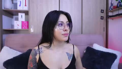 Sophiie online show from March 2, 2026, 2:58 am