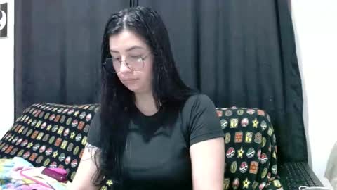 Snapshot of sophirivers chatting on September 16, 2025, 9:05 pm sophirivers online show from September 16, 2025, 9:05 pm