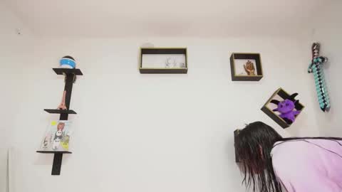 SOPHY ROGERS online show from November 7, 2025, 10:37 am