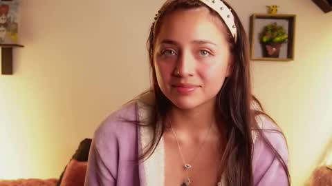 SOPHY ROGERS online show from November 14, 2025, 12:15 pm