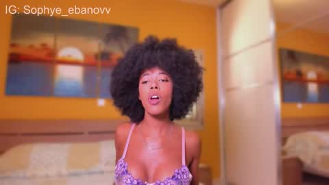 Snapshot of sophye_ebanov chatting on October 3, 2025, 6:32 am SEE U HERE OF online show from October 3, 2025, 6:32 am