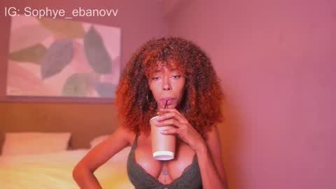 Snapshot of sophye_ebanov chatting on November 11, 2025, 7:30 am SEE U HERE OF online show from November 11, 2025, 7:30 am