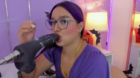 Sophy online show from October 18, 2025, 12:06 pm