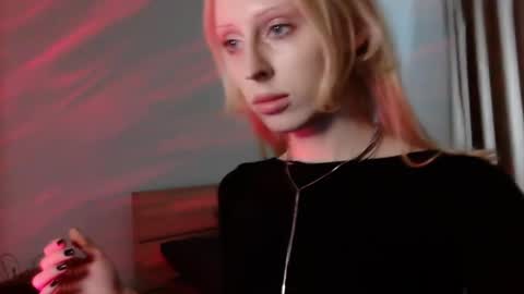 sora999999999 online show from March 25, 2026, 7:09 pm