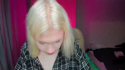 soska_albinosk online show from January 10, 2026, 1:46 pm