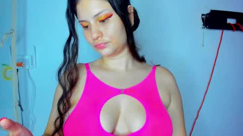 Snapshot of soso_and_esme chatting on March 9, 2025, 1:25 am Soso And Esme online show from March 9, 2025, 1:25 am