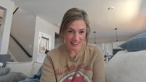 NaughtyMommy online show from August 1, 2026, 4:17 pm