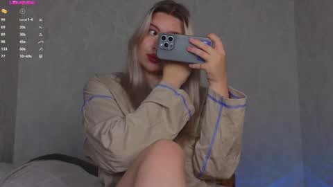 soulmeinme online show from October 23, 2025, 8:18 pm