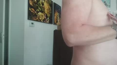 soumisanal2013 online show from March 2, 2025, 8:59 am