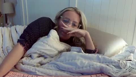 Snapshot of southernbarbii chatting on February 8, 2025, 4:57 am Your Barbii online show from February 8, 2025, 4:57 am